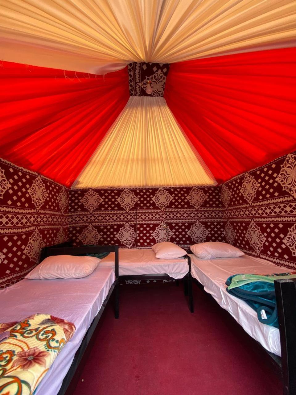 Wadi Rum Bedouin City Camp & Tours Exterior foto