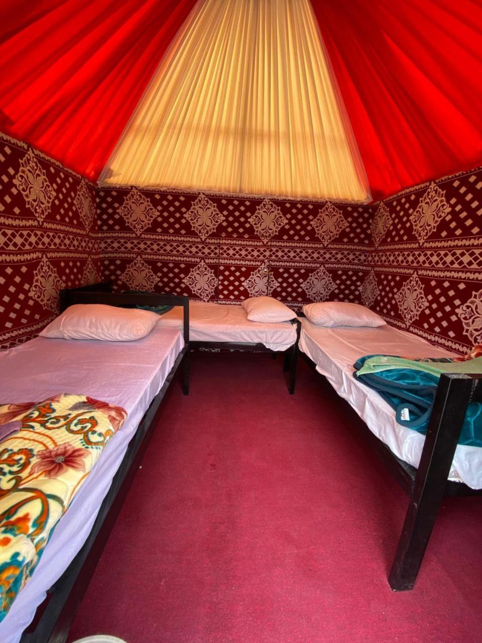 Wadi Rum Bedouin City Camp & Tours Exterior foto